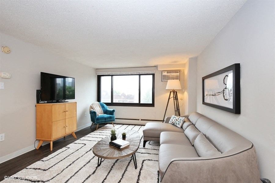 215 Oak Grove Apartments, 215 Oak Grove Street, Minneapolis, MN RentCafe