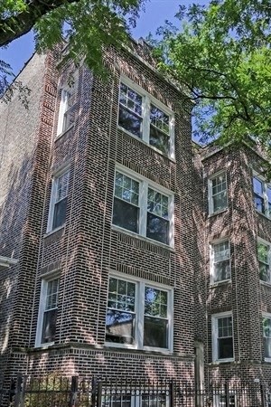 Exteriors-Tree-lined Streets Tree-lined Streets - Photo Gallery 2