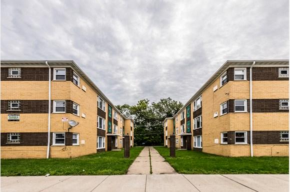 8851 S Cottage Grove Ave Apartments In Chicago Il Pangea Real Estate