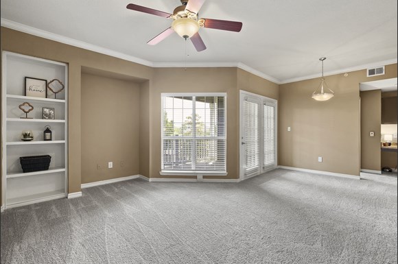 The Venue at Stonebridge Ranch Apartments, 6530 Virginia Pkwy, McKinney