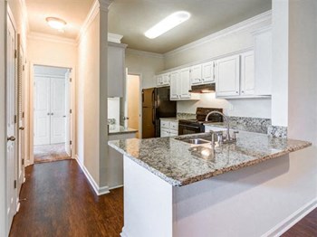 2200 Ranchwood Drive NE 1-3 Beds Apartment for Rent - Photo Gallery 3