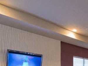 Business Center with complimentary WiFi