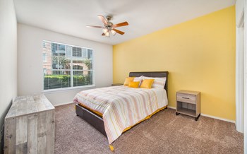 12840 Kirkwood Dr 1-3 Beds Apartment for Rent - Photo Gallery 13