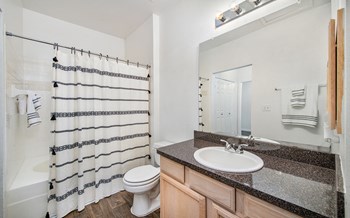 12840 Kirkwood Dr 1-3 Beds Apartment for Rent - Photo Gallery 14