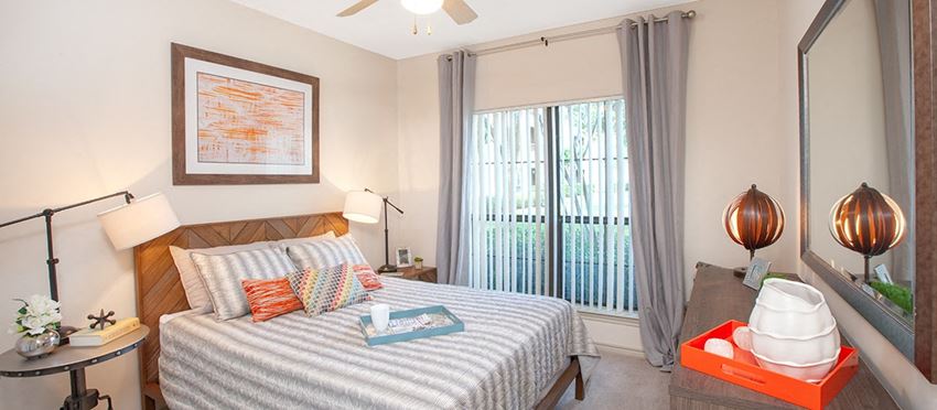 8440 N Sam Houston Pkwy E 1-3 Beds Apartment for Rent - Photo Gallery