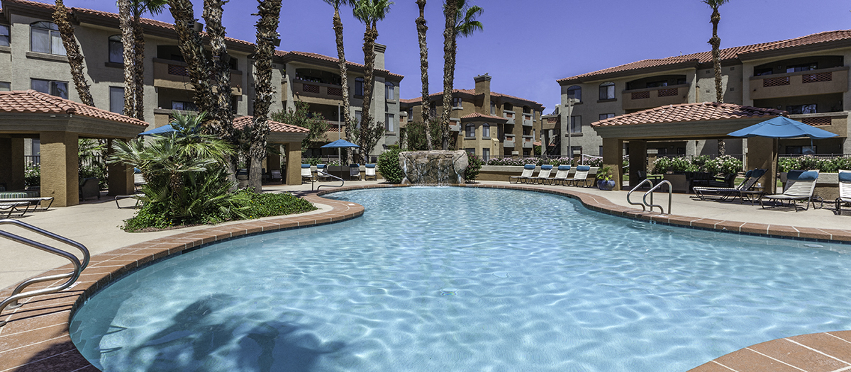 Colonial Grand At Scottsdale is a similar property to The Paragon At Kierland Apartments located in Scottsdale
