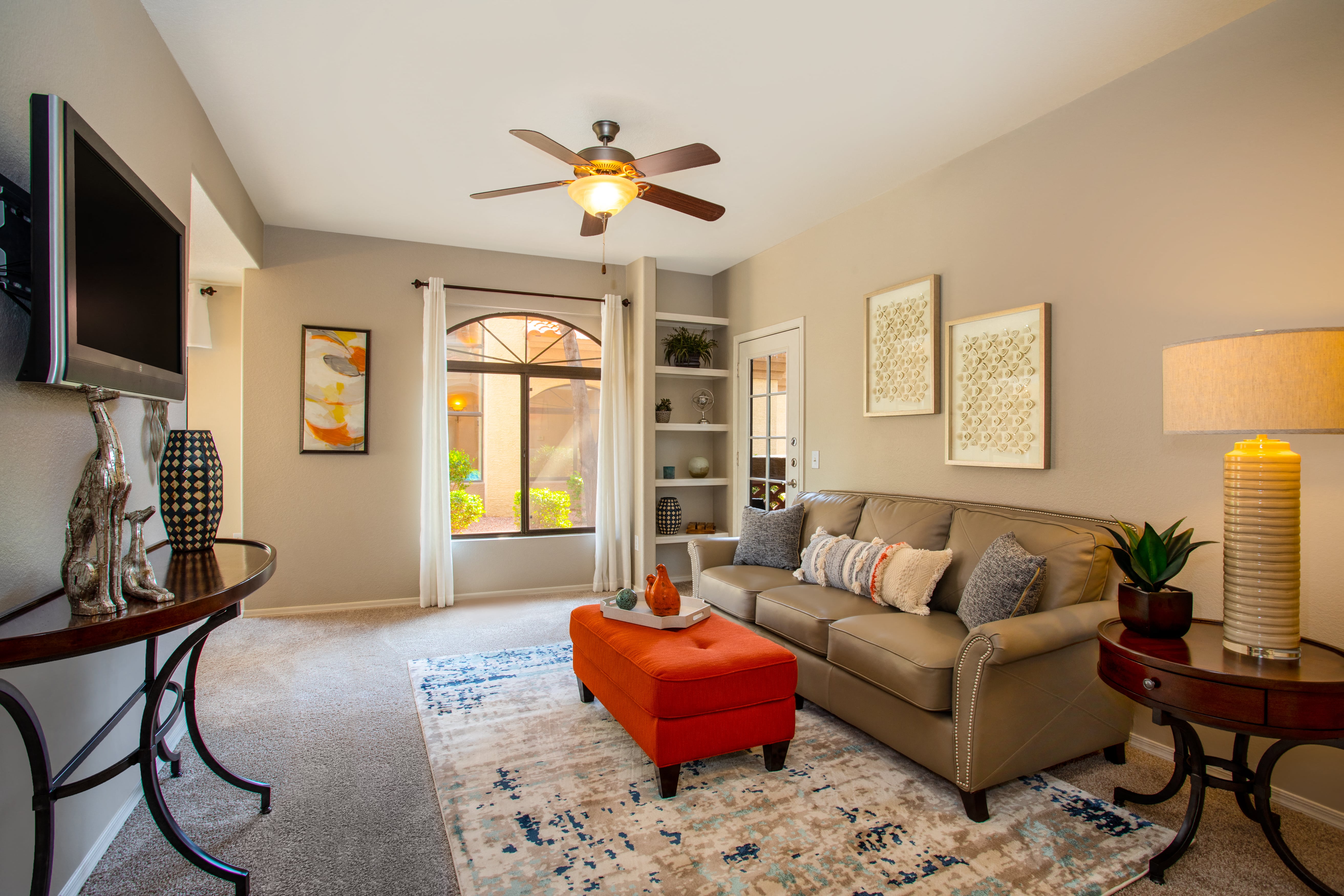 Colonial Grand At Scottsdale