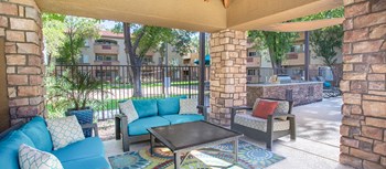 2929 N. 70th Street 1-3 Beds Apartment for Rent - Photo Gallery 3