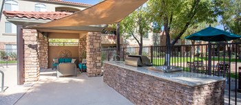 2929 N. 70th Street 1-3 Beds Apartment for Rent - Photo Gallery 4