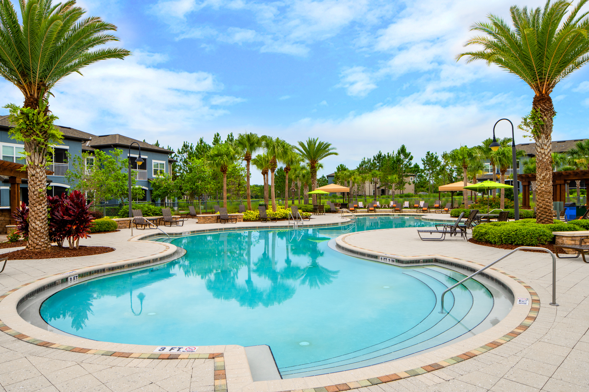 Colonial Grand At Hampton Preserve is a similar property to Post Rocky Point located in Tampa