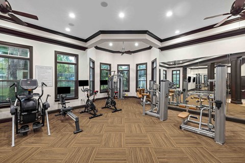 the gym at the estates apartments