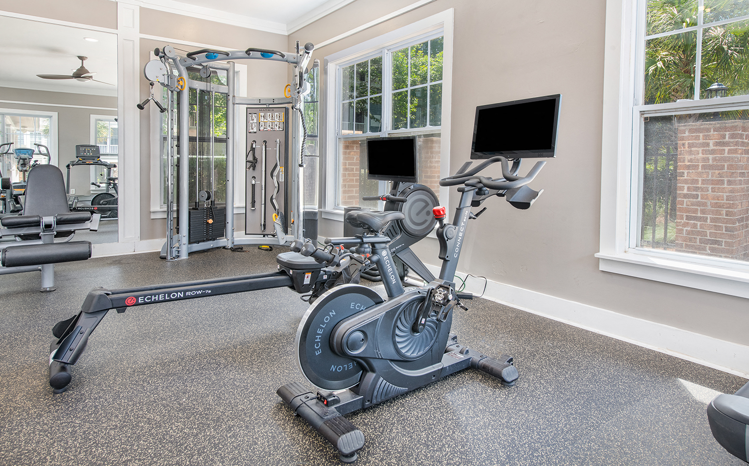the gym at the preserve apartments