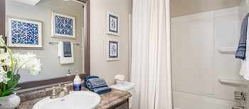 Colonial Village At Waters Edge