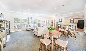 Colonial Village At Waters Edge