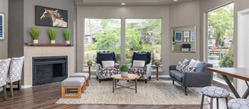 10275 Old St. Augustine Rd 1-3 Beds Apartment for Rent - Photo Gallery 4