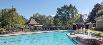 1900 Centre Pointe Blvd 1-3 Beds Apartment for Rent - Photo Gallery 2