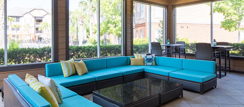 Colonial Grand At Godley Lake