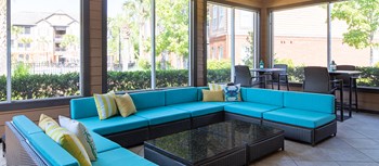 1475 Benton Boulevard 1-3 Beds Apartment for Rent - Photo Gallery 2