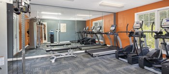 7601 Holliswood Court 1-3 Beds Apartment for Rent - Photo Gallery 5