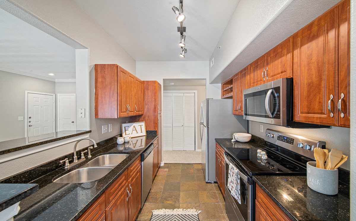 MAA Hunton Park Apartments