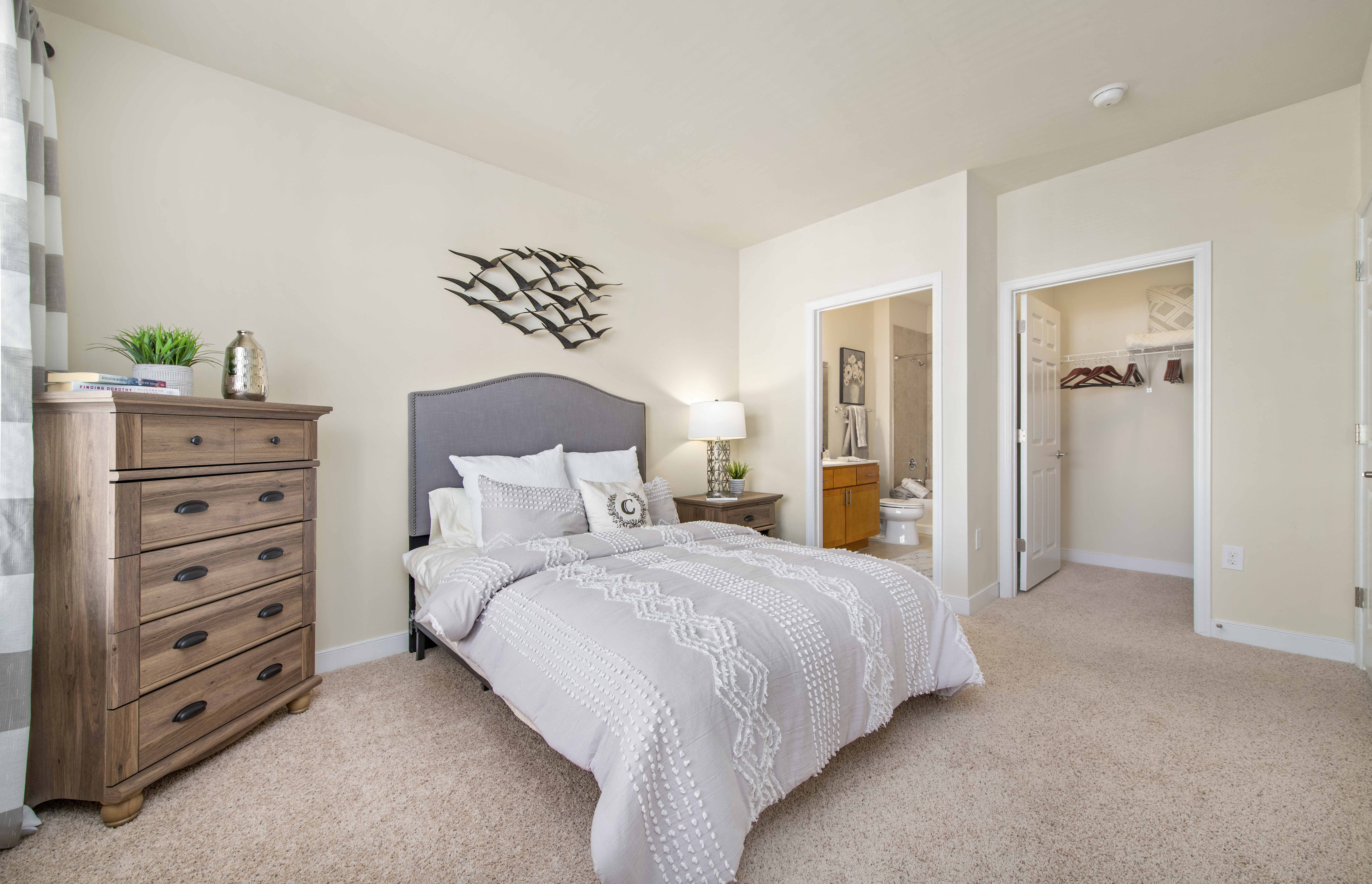 MAA Cobblestone Square