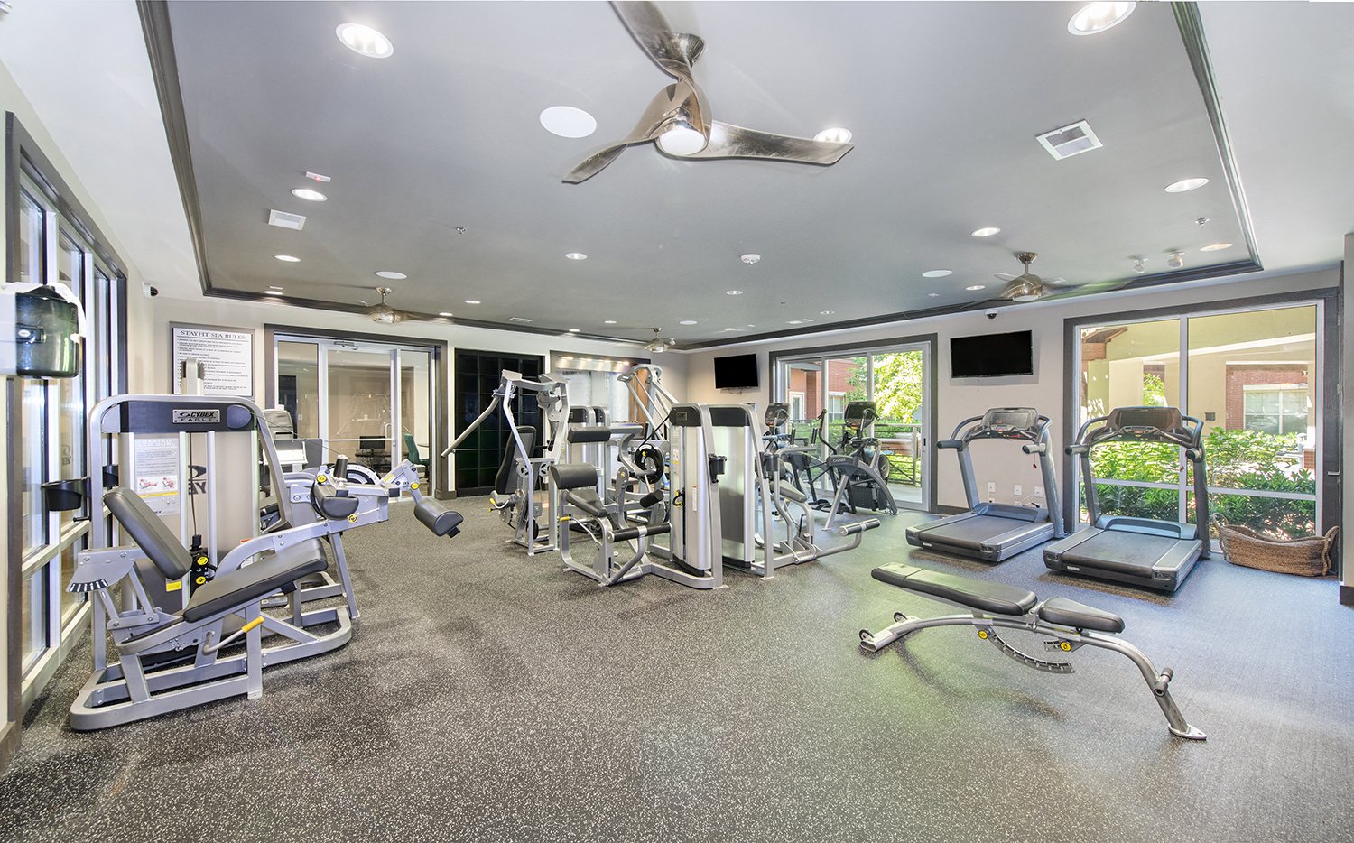 the gym at 1861 muleshoe road