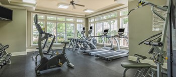 1000 Creekside Hills Drive 1-3 Beds Apartment for Rent - Photo Gallery 5