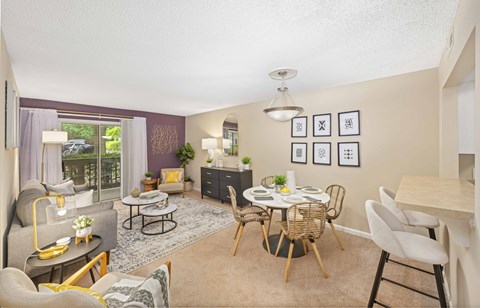 the preserve at ballantyne commons living room and dining room