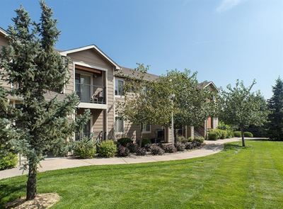 Apartment exterior landscape