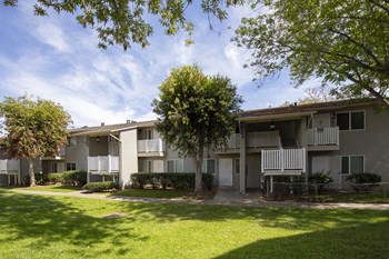 2154 Garston Street 2-3 Beds Apartment for Rent - Photo Gallery 4