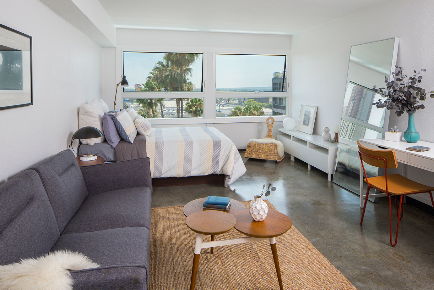 High Rise Apartments In Los Angeles | The Flat