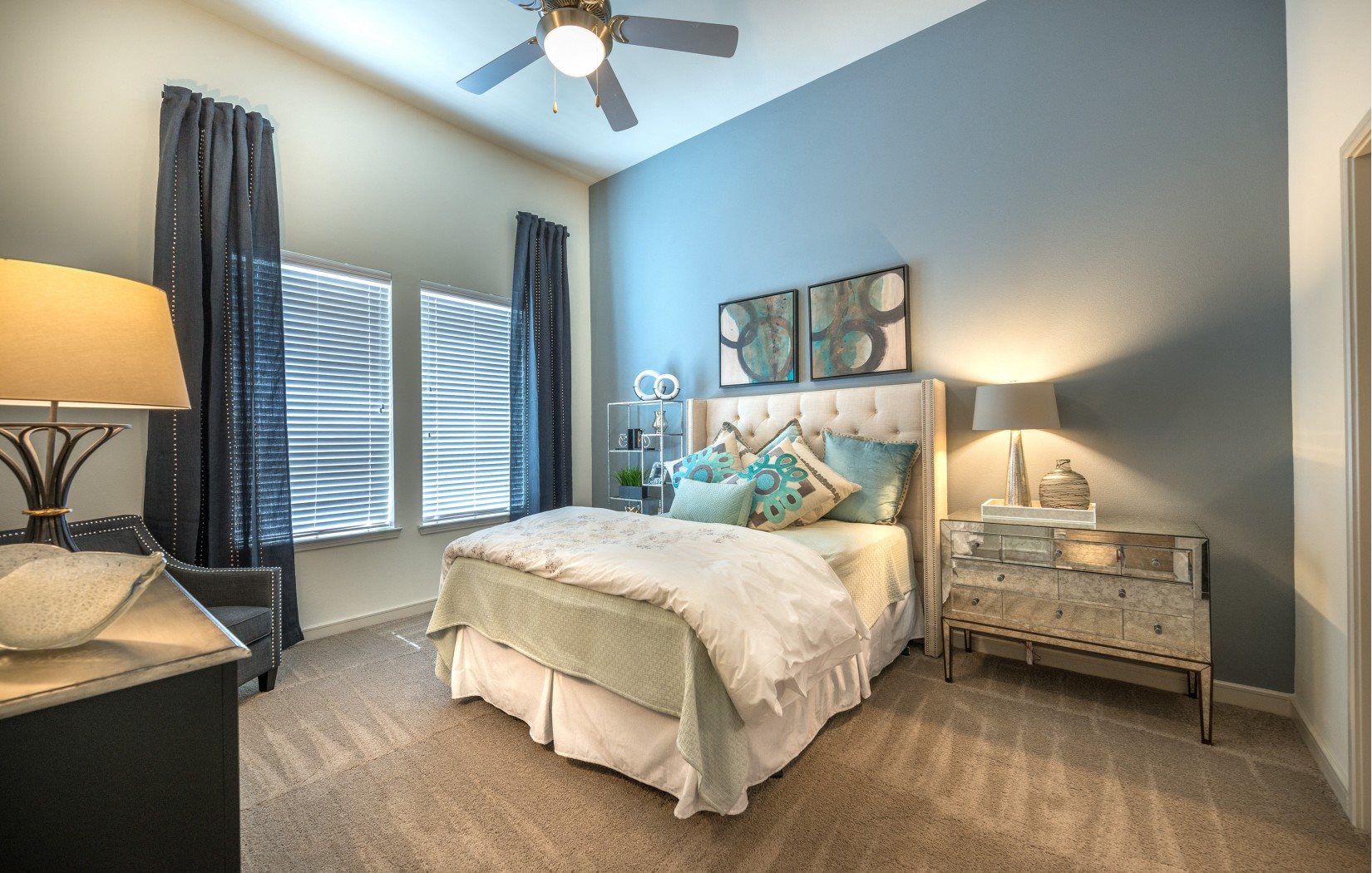 South Side Flats Apartments in Dallas, TX