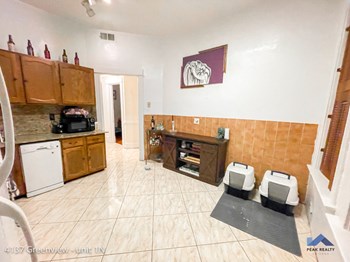 4135-37 N. Greenview Ave. 2-3 Beds Apartment for Rent - Photo Gallery 4