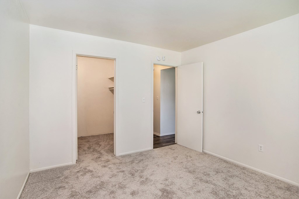 Sunflower Apartments, 3114 Byron Center SW, Wyoming, MI RentCafe