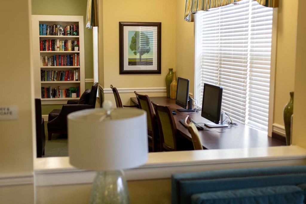 Greens at English Consul Computer Center