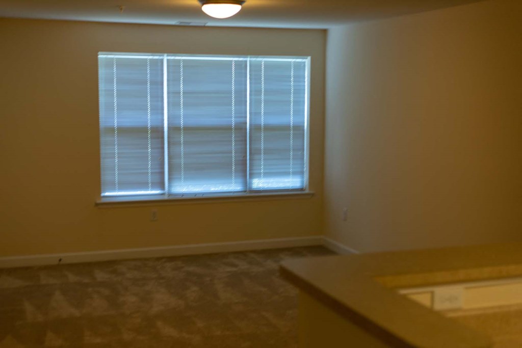 Greens at English Consul Living & Dining