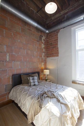 Gorgeous Bedroom Gorgeous Bedroom at Woodrow Apartments, North Dakota - Photo Gallery 3