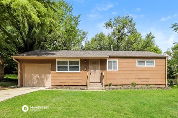 8502 Crystal Ave 3 Beds House for Rent - Photo Gallery 2