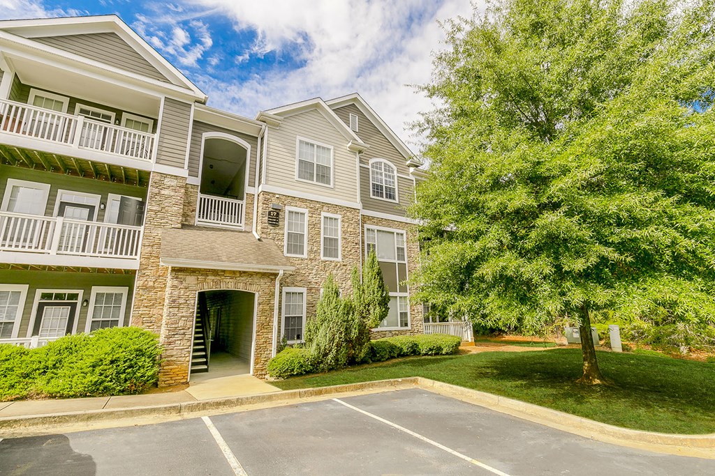 the preserve at ballantyne commons exterior of a building with trees