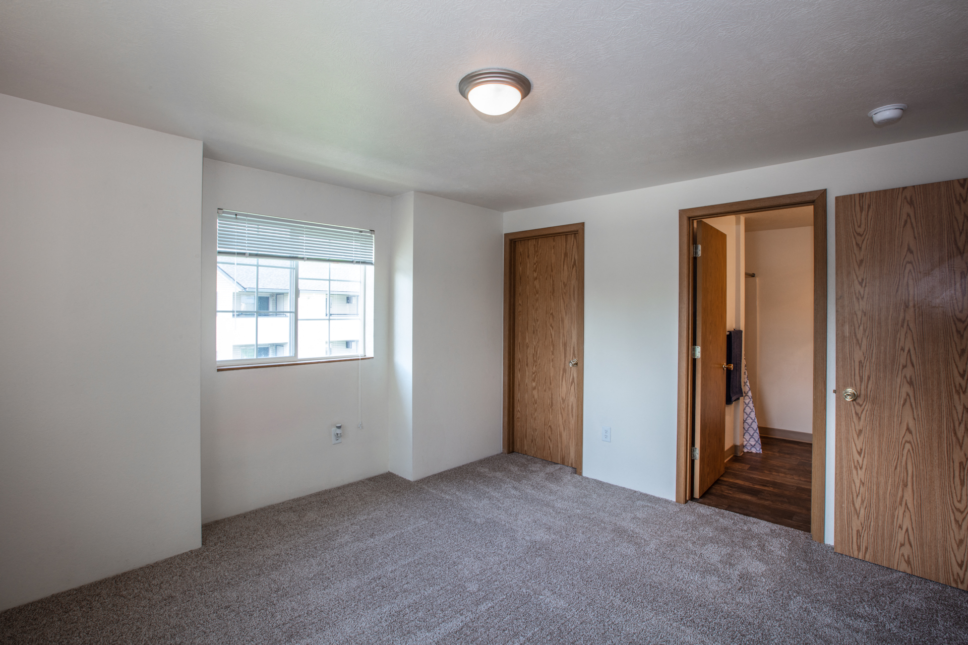 Farr Court Apartments Bedroom