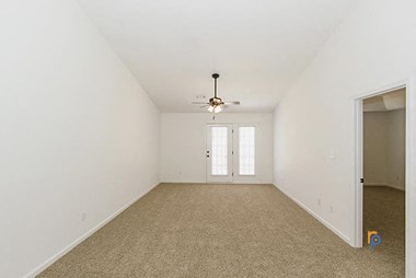 1414 Kingsman Drive 2-3 Beds Apartment for Rent Photo Gallery 1