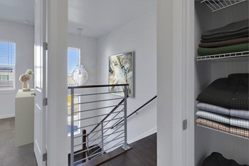 110-390 E. Mississippi 2-3 Beds Apartment, Townhouse for Rent - Photo Gallery 32