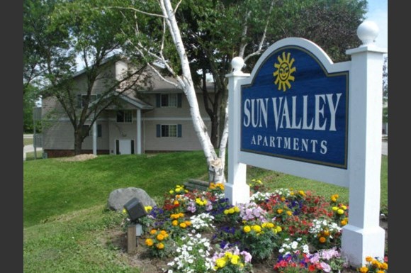 3 Bedroom Apartments 3550 Breckenridge Ct Fitchburg Wi Rentcafe