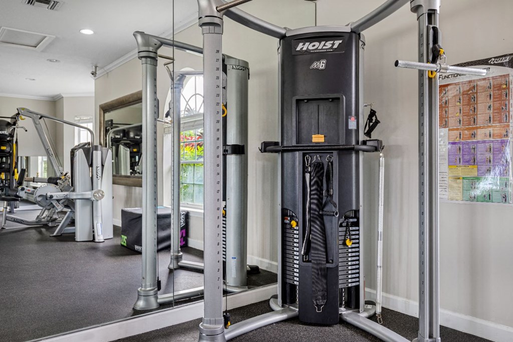 the gym at the monarch luxury apartments