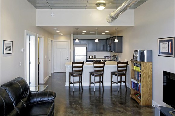 901 Lofts Apartments 901 New Hampshire St Lawrence Ks Rentcafe