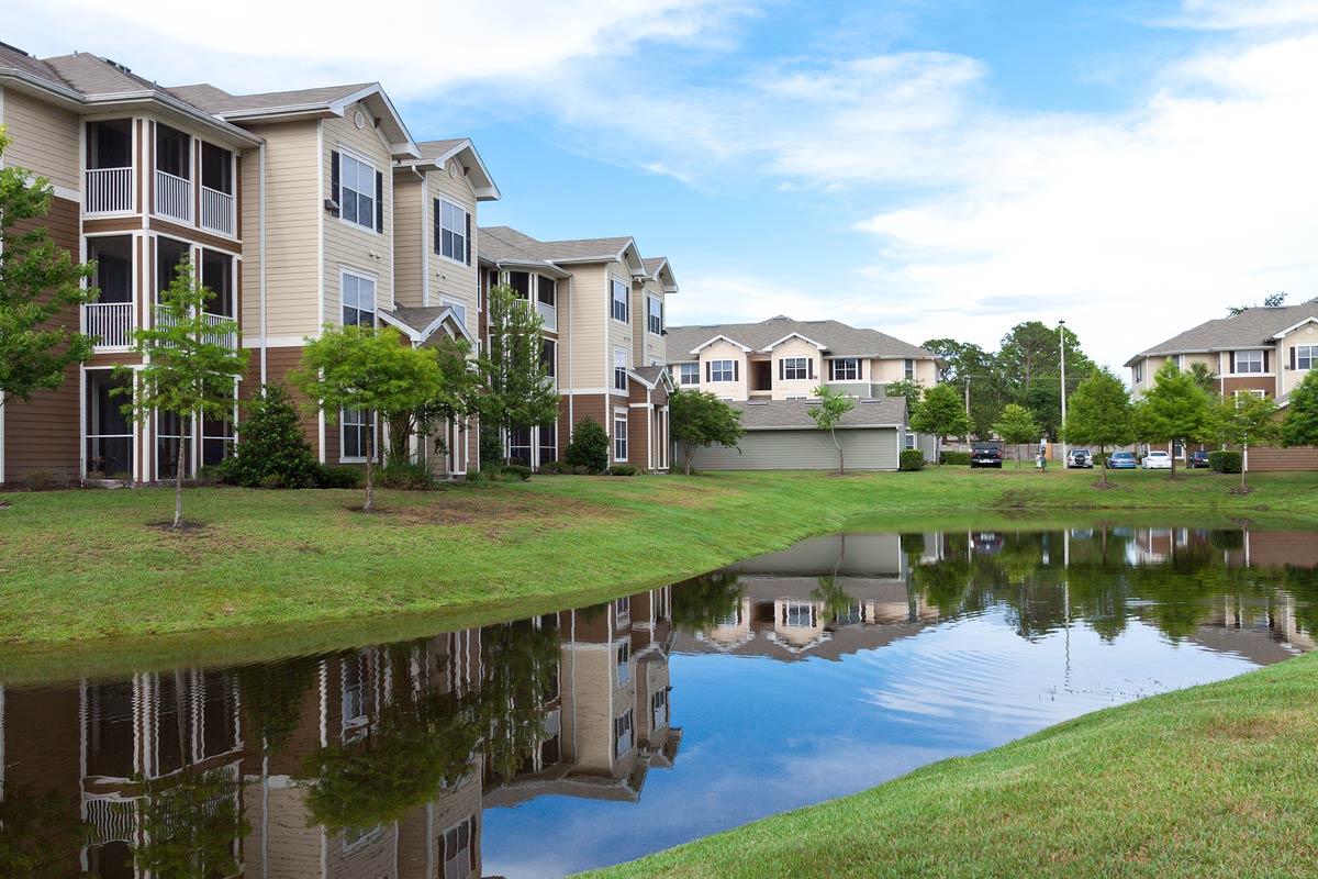 Exterior at Cypress Pointe Apartments in Orange Park, FL