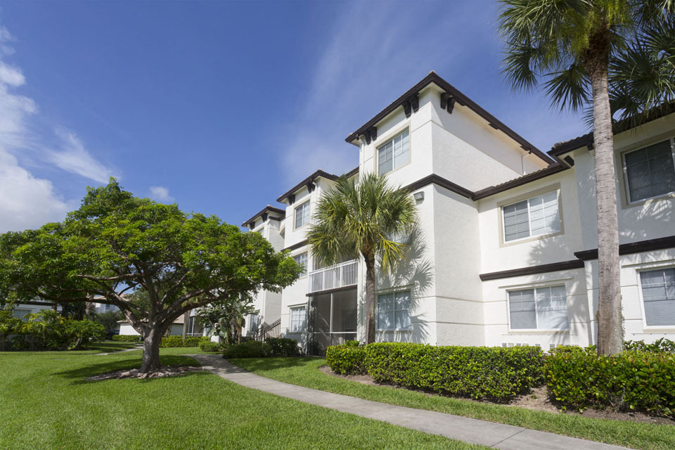 Vista Lago Apartments, 3130 N Jog Road, West Palm Beach, FL RENTCafé