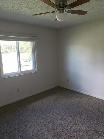 39132 CR 54 East 2 Beds Apartment for Rent - Photo Gallery 8