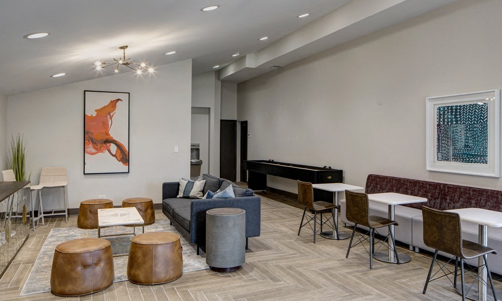 Willow Crossing Apartments, 1031 Charlela Ln, Elk Grove