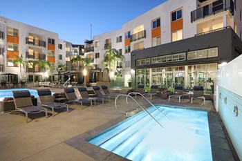1110 Town and Country Road Studio-2 Beds Apartment for Rent - Photo Gallery 3